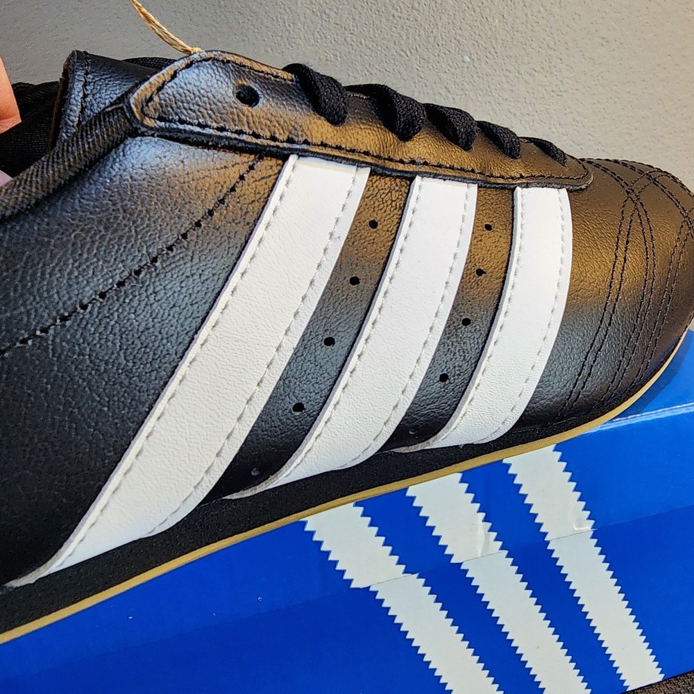 New Adidas Taekwondo Lace J Kids Size 4 Black/White Unisex JR6807 - Picture 5 of 10